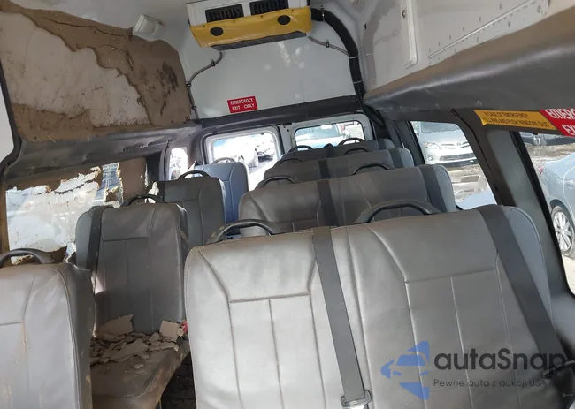 1FTDS3EL3DDB26190: 40983176