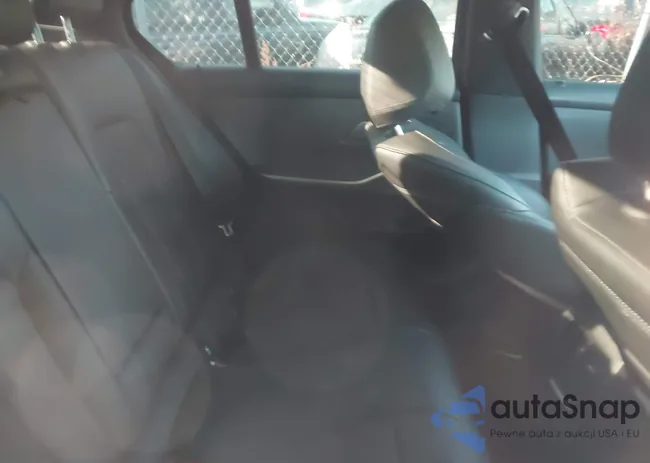 3MW5U9J09N8C40199: 40984589