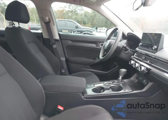 2HGFE2F29PH555200: 40986026