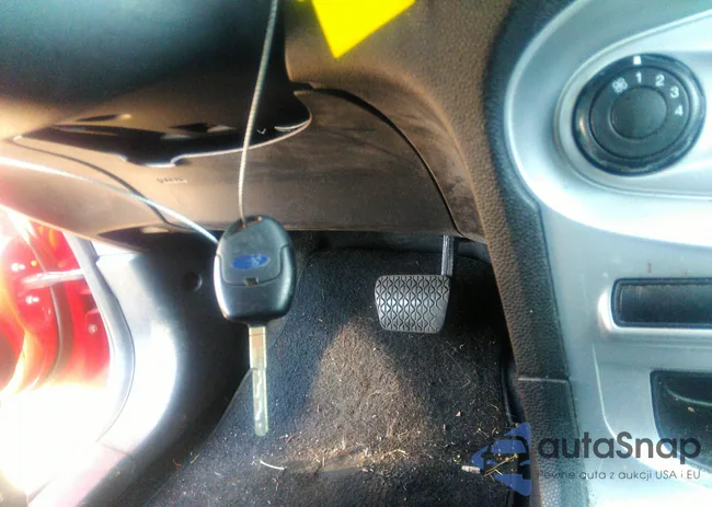 3FADP4BJ4EM114586: 40989982