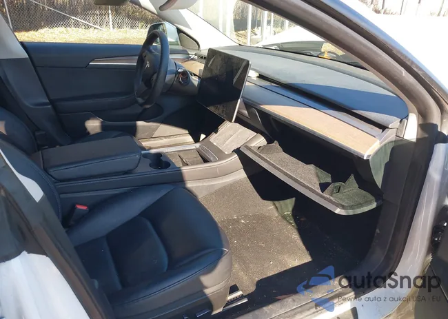 5YJ3E1EA9PF577451: 40990066