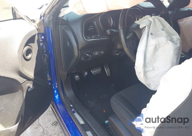 2C3CDZFJ9JH219076: 40989244