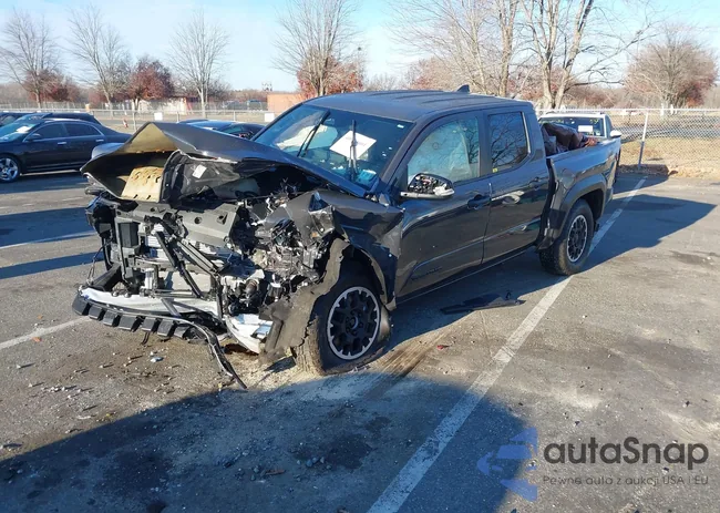 3TMLB5JN3RM028853: 40990601