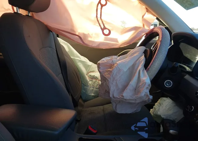 KNDCB3LC5K5241556: 40992133