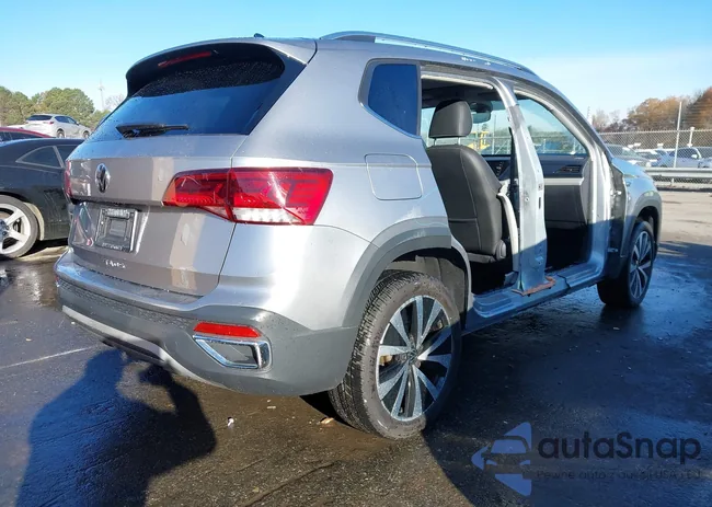 3VVEX7B2XPM321674: 40992508