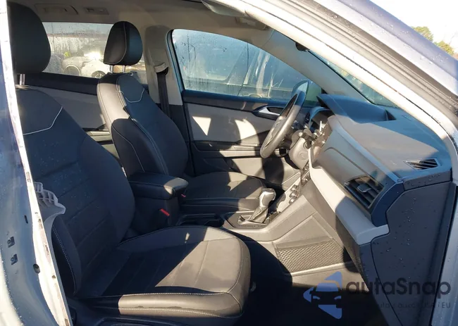 3VVEX7B2XPM321674: 40992508