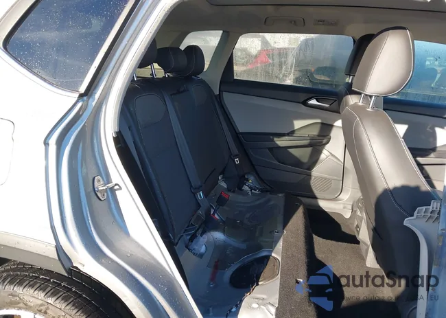 3VVEX7B2XPM321674: 40992508