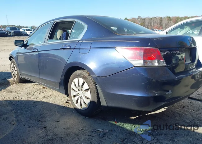 1HGCP2F30AA085747: 40994498