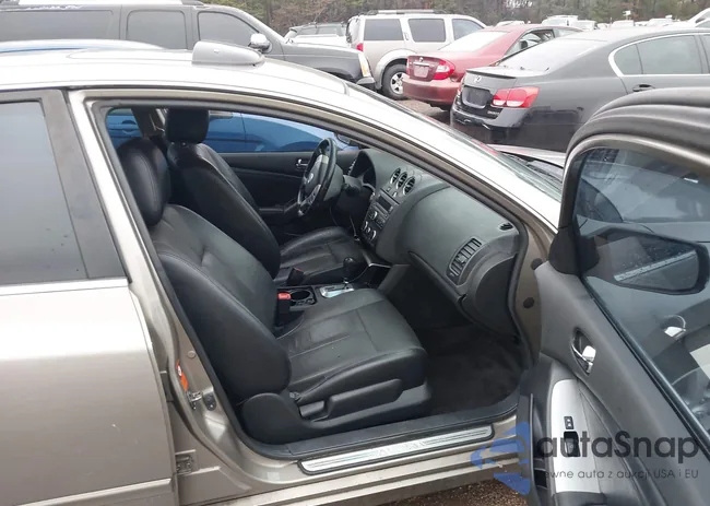 1N4AL21E38C131490: 40998006