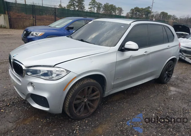 5UXKR0C52J0Y01115: 40997173