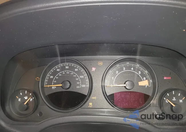 1C4NJRFB6GD581829: 40999898