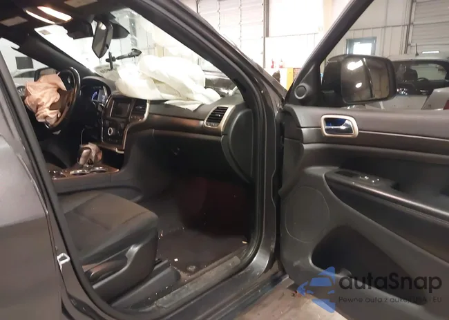 1C4RJFAG7GC393832: 40999936