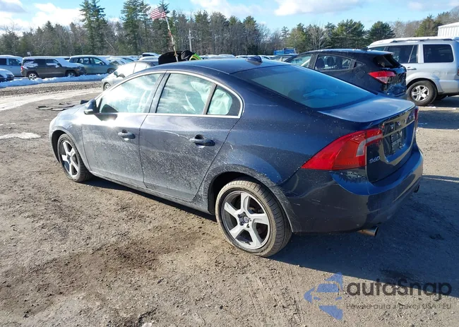 YV1612FH3D2204716: 41002775