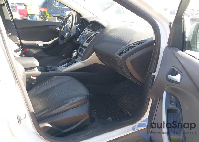 1FADP3F26EL389911: 41002196