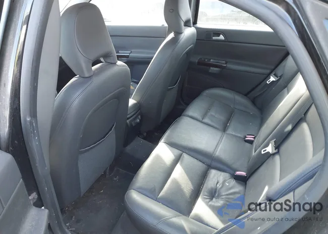 YV1MS382962189709: 41008623