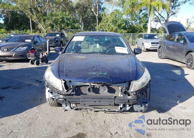 1HGCP2F35CA155746: 41009817