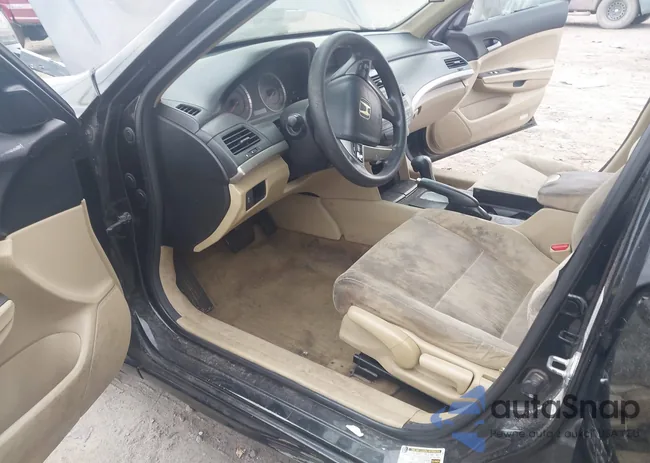 1HGCP2F36BA122494: 41010029