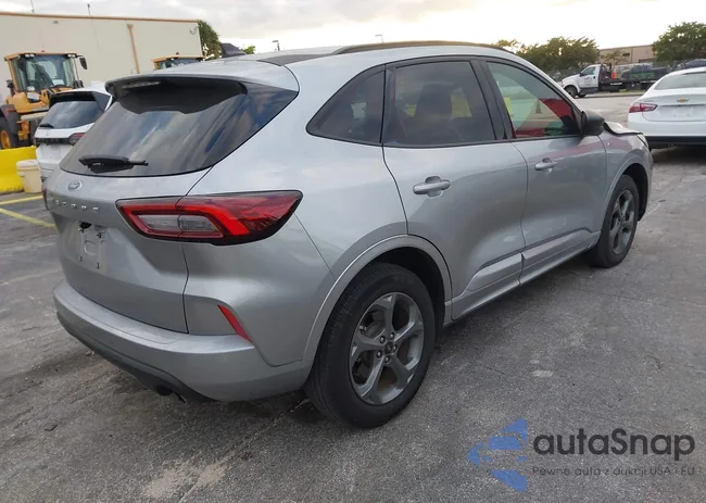 1FMCU0MN2PUA41106: 41010882