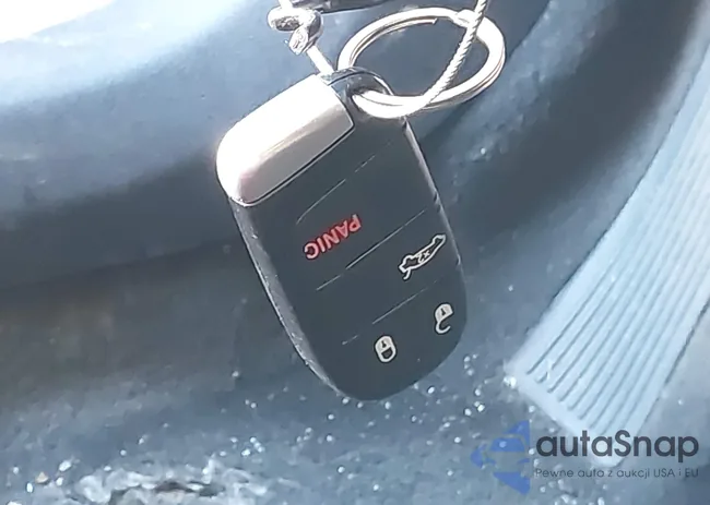 2C3CDXBG4FH826718: 41011530