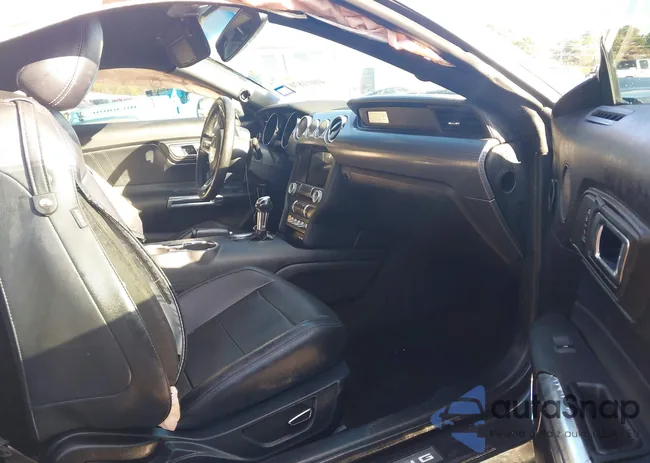 1FA6P8TH1G5290015: 41011870