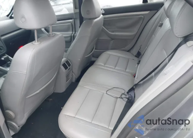 3VWEF81K97M083550: 41018385