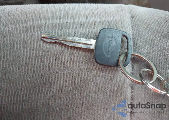 4T1BE32K64U359664: 41022232