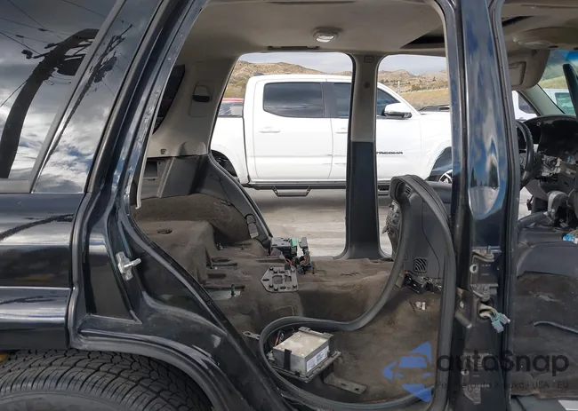 1GNES13H362282453: 41024296