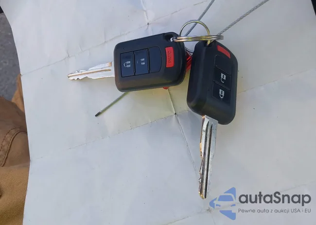 ML32A3HJ5HH021768: 41025923