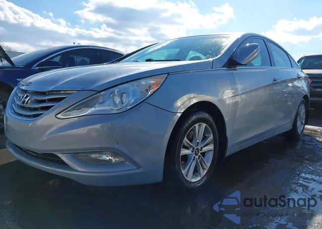 5NPEB4AC2DH600043: 41026173