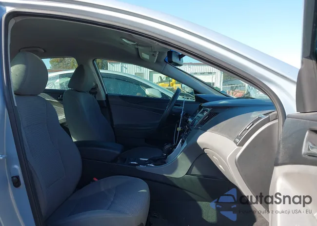 5NPEB4AC2DH600043: 41026173