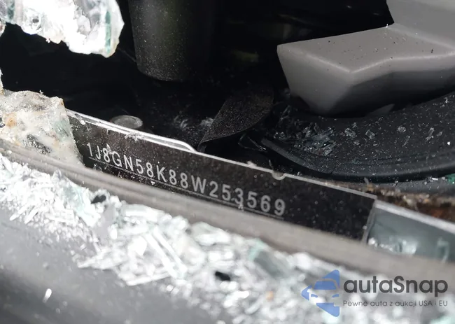 1J8GN58K88W253569: 41027526