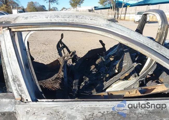 2HGFE2F54NH575281: 41029272