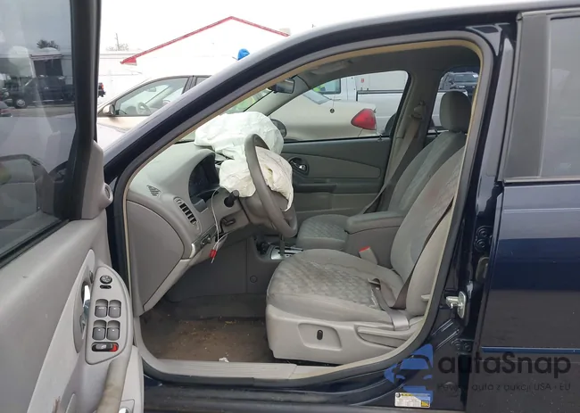 1G1ZT52875F183280: 41031693