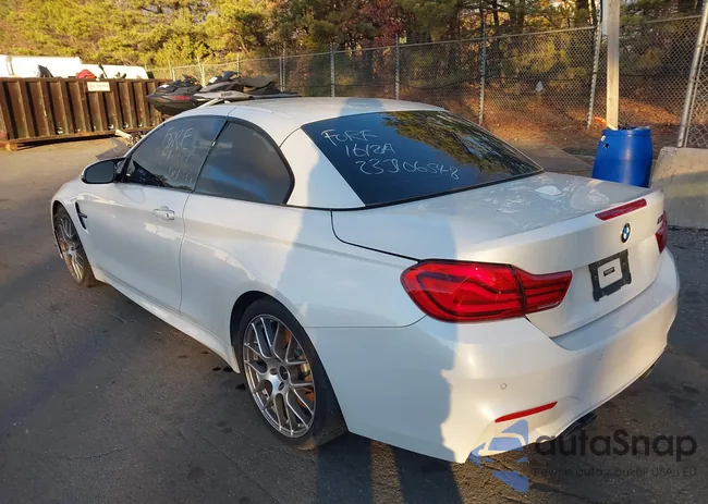 WBS4Z9C55KEJ63812: 41032812