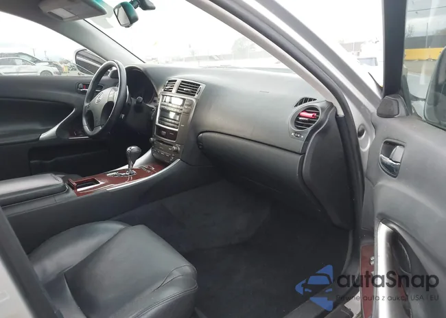 JTHCK262272018329: 41034561