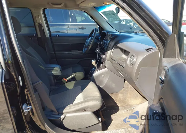 1C4NJPBA2FD131353: 41034764