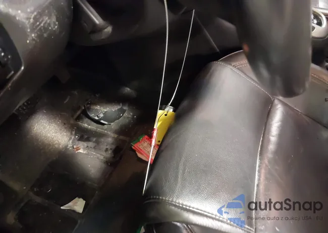 1G1PE5SB0E7110047: 41040697