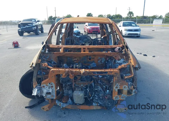 2C4RC1BG7NR112046: 41040869