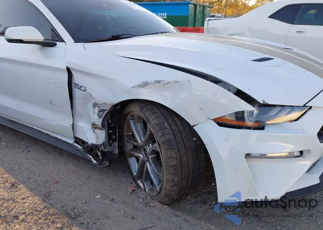 1FA6P8CF6M5152528: 41040268