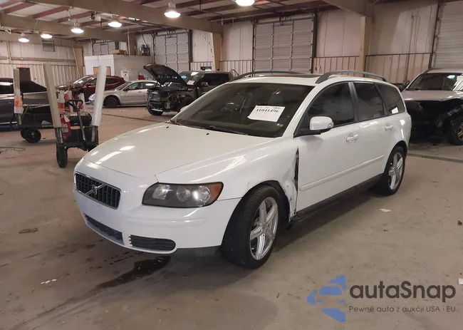 YV1MW382772286011: 41041496