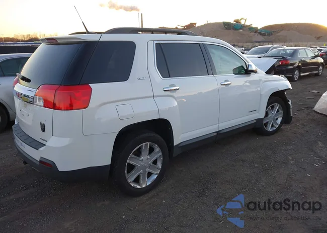 2GKFLVEK5C6215897: 41043068