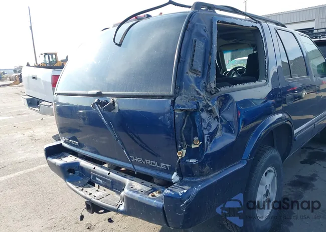 1GNDT13W02K127361: 41045080