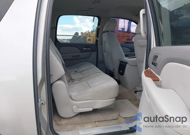 1GKFK16367R214089: 41046970