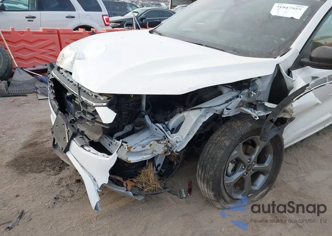 1FMCU9MN8RUA39349: 41047955