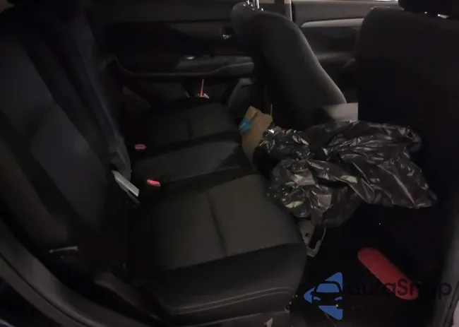 JA4AD2A37JJ005280: 41048043