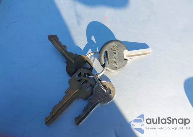 KMHD74LF5JU556816: 41050737