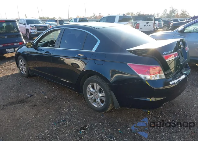 1HGCP2F69BA129353: 41052218