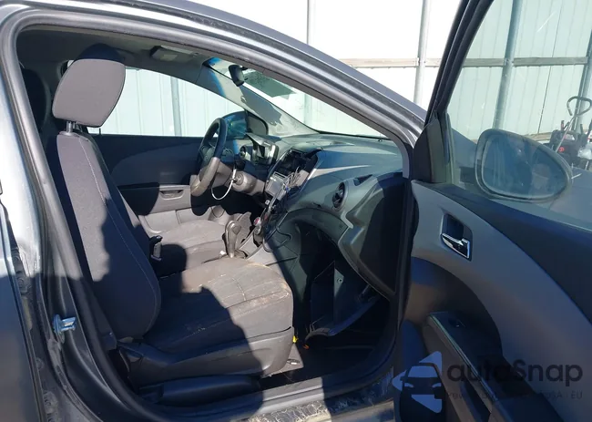 1G1JC5SH8C4170785: 41053126