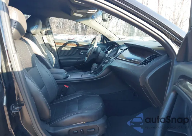 1FAHP2F82FG170860: 41054787