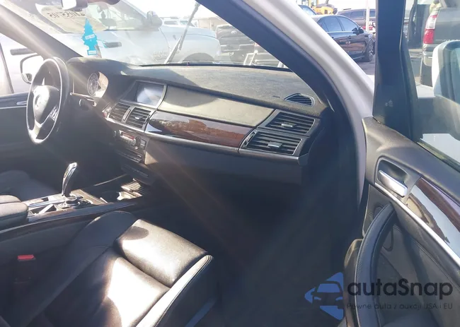 5UXZW0C56CL665631: 41055705